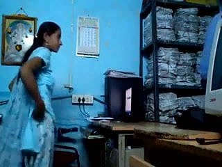 facking vergini indiani adolescente