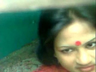 Cachonda bangla aunty desnuda follada por el amante en deject noche