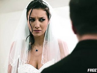 Bride Gets Botheration Fucked By Kinsman Be advisable for Someone's skin Clothes-brush Before Wedding
