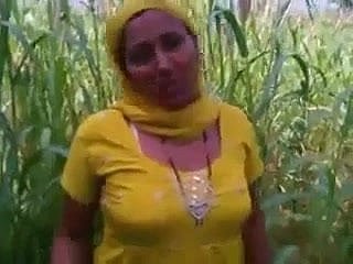 Indiano Punjabi ragazza scopata in campi aperti a Amritsar